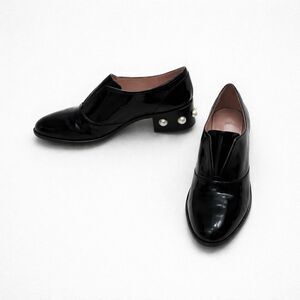 Louise et Cie Black Pearl Accent Leather Flats Pointed Toe Slip On Women 37